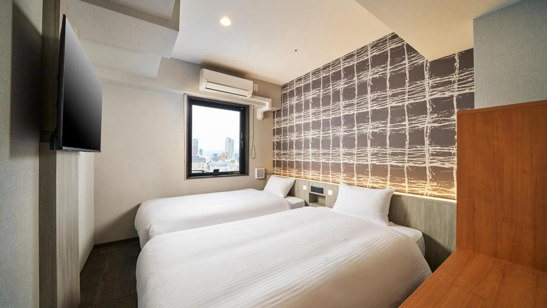 Koko Hotel Osaka Namba Sennichimae 3*,